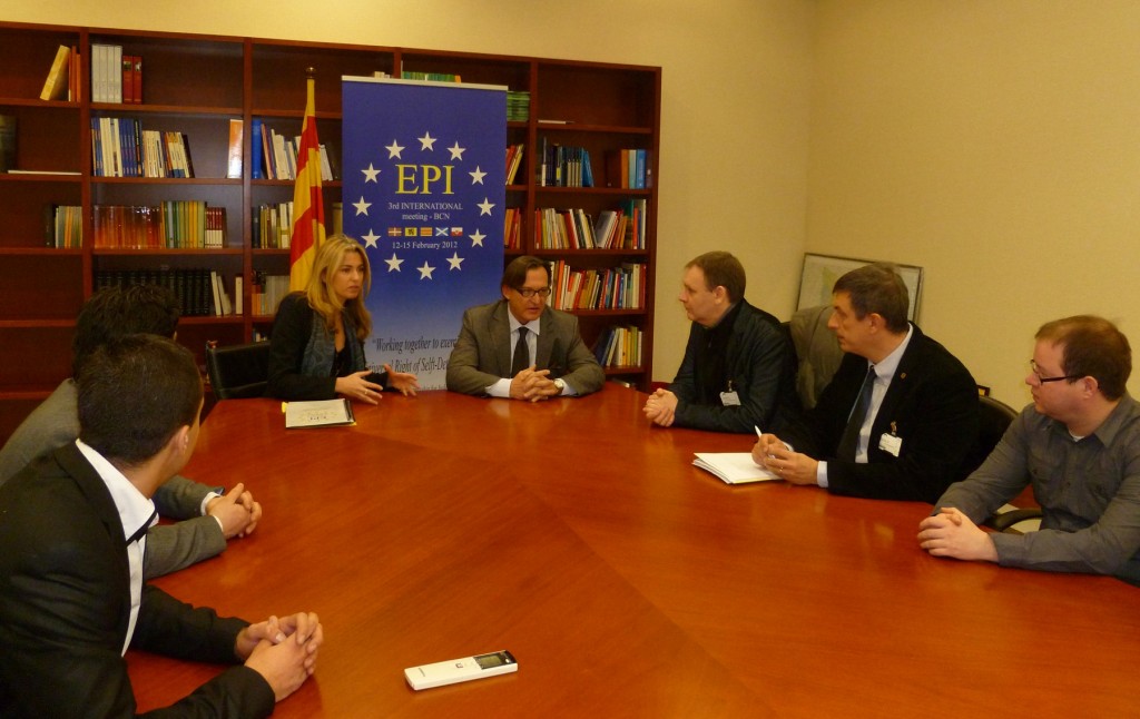 Vila d’Abadal s’entrevista amb representants de l’Aliança Europea per la Independència